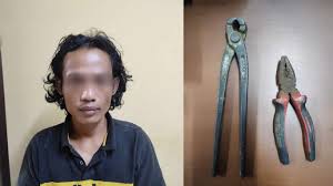 Pencuri Lampu
